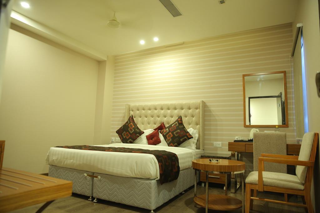 Hotel Sv Kashipur Zimmer foto
